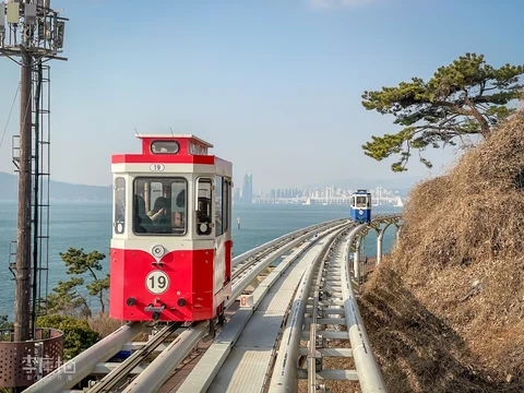 Haeundae Blueline Park Mipo Station