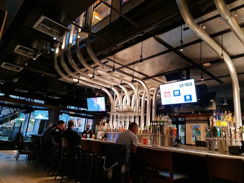 Yard House