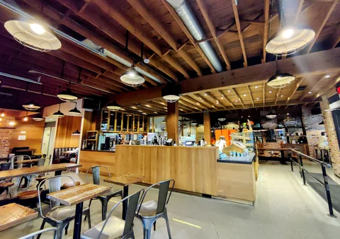 49th Parallel Cafe & Lucky's Doughnuts