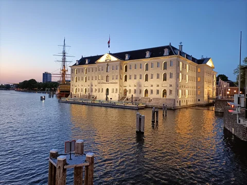 Het Scheepvaartmuseum (National Maritime Museum)