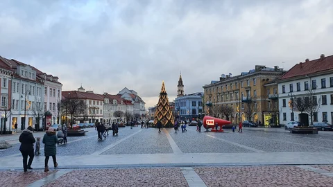 Rotušės aikštė