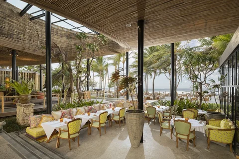 Byrdhouse Beach Club