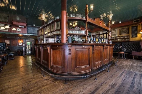 The Lamb, Bloomsbury