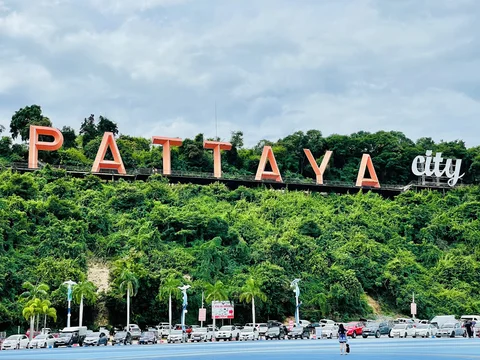 Pattaya City Sign