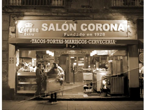 Salon Corona