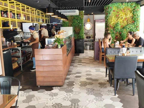 Le Brulé Café & Bistrô