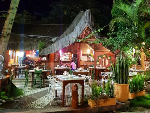 Rua do Mucugê e Largo da Ajuda