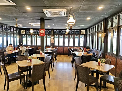 The Hornbill Restaurant & Cafe