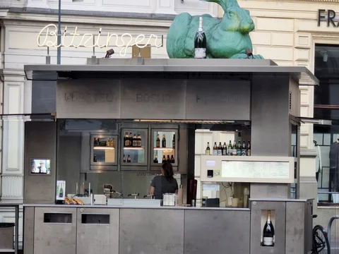 Bitzinger Wurstelstand Albertina