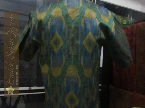 Tenun Ikat Sekar Jepun
