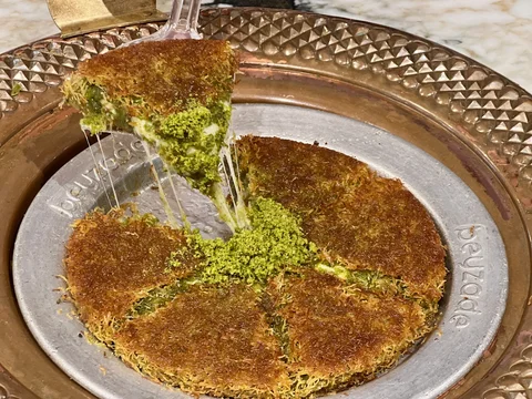 Street Food Tour Eminönü