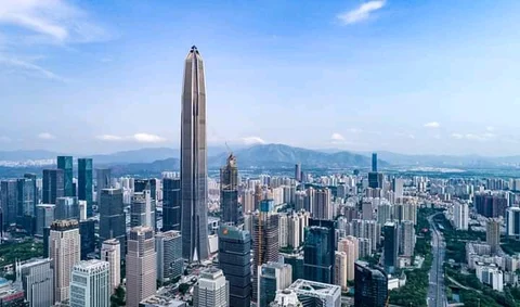 Free Sky Ping An Finance Centre