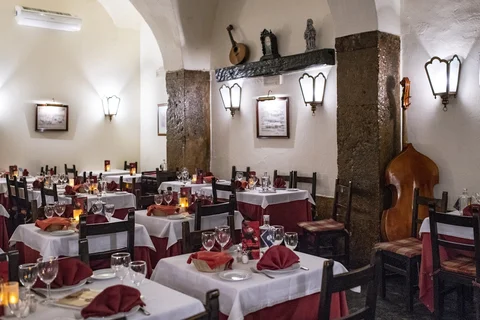 Clube de Fado