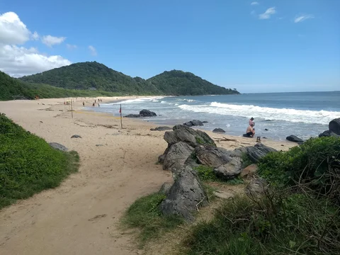 Praia do Buraco