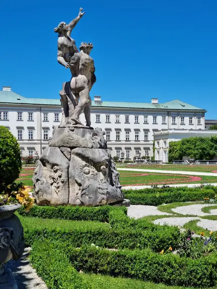 Palácio Mirabell e Jardins