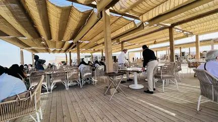 9 Pyramids Lounge