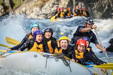 Voss Active Night Rafting