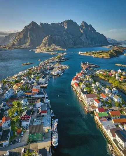 Henningsvær