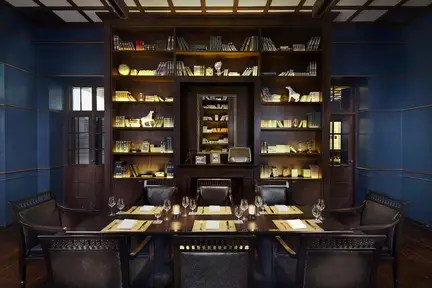 The Service 1921 Restaurant