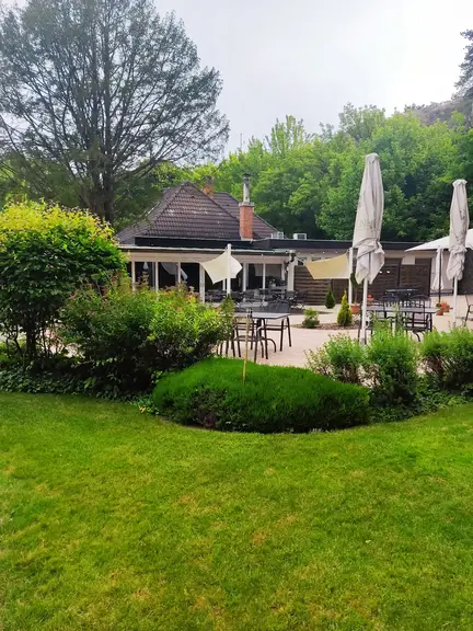 Villa Medici Restaurant